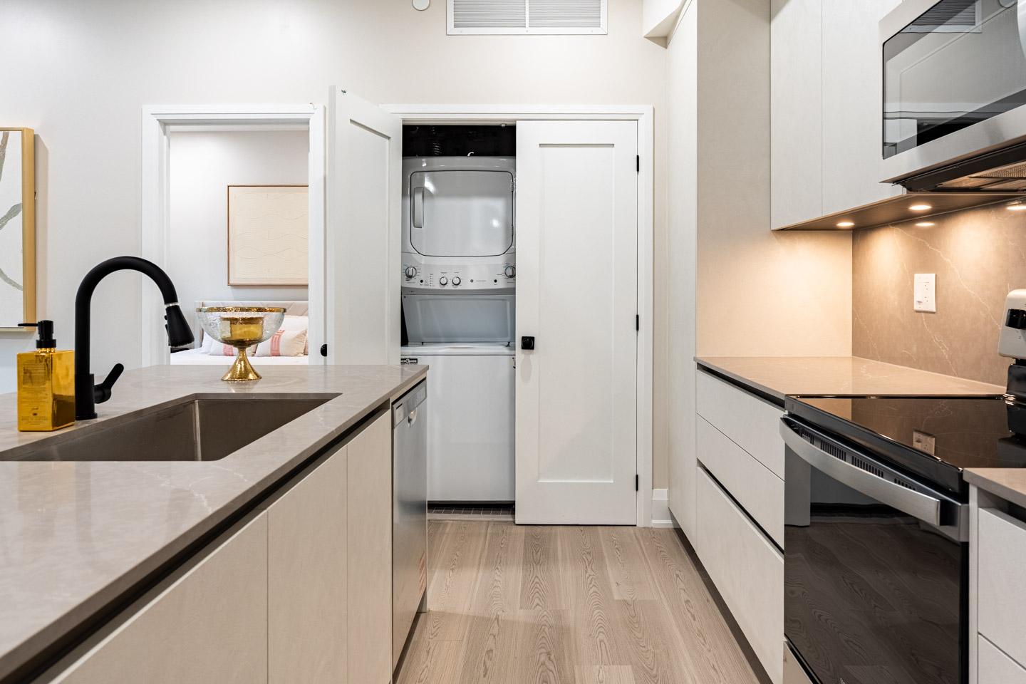 Unit 201 at Maison Bathurst — photo 14