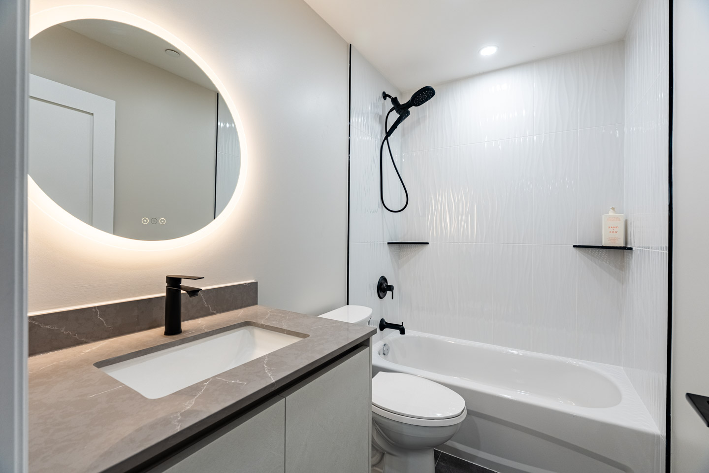 Unit 301 at Maison Bathurst — photo 8