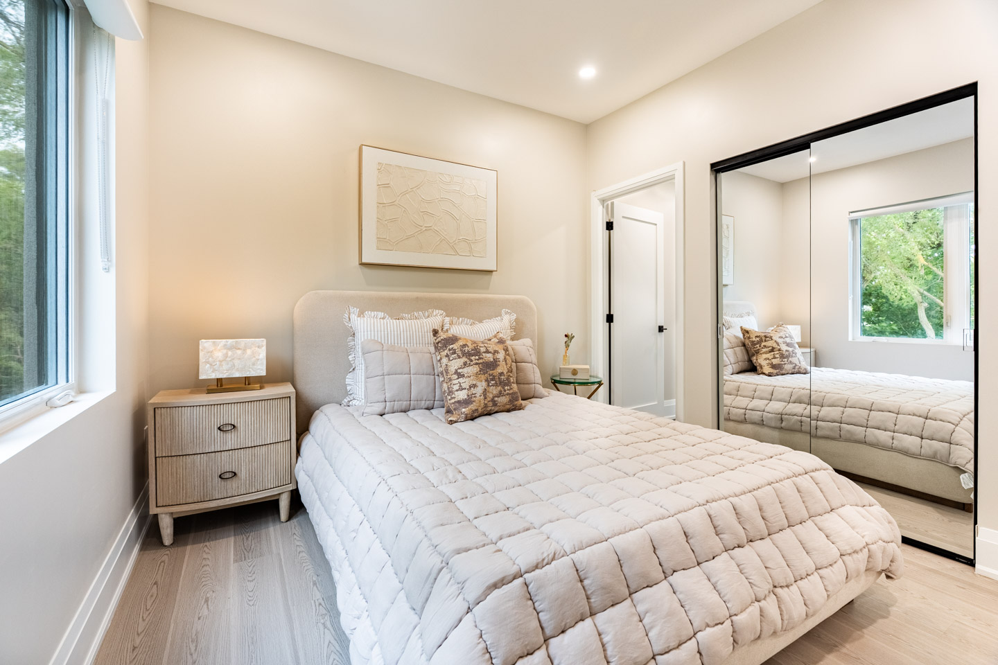 Unit 301 at Maison Bathurst — photo 11