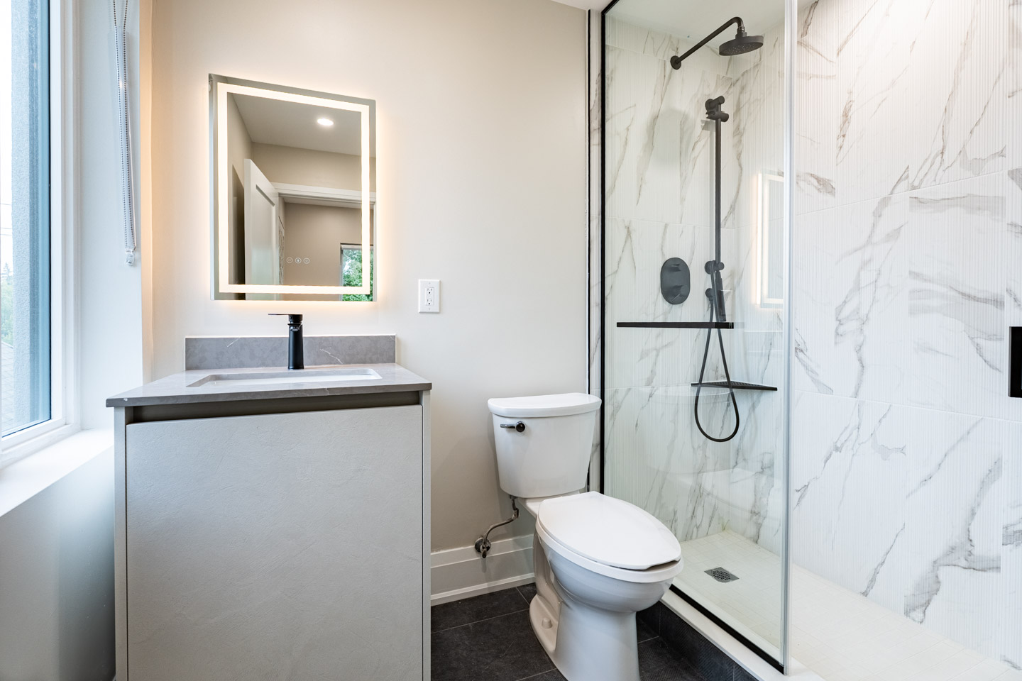 Unit 301 at Maison Bathurst — photo 12