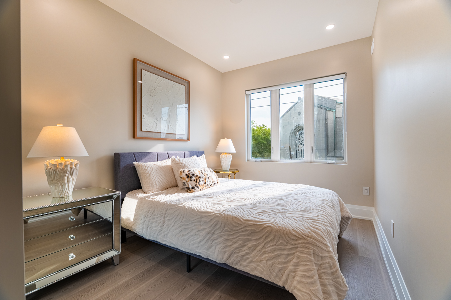 Unit 302 at Maison Bathurst — photo 12