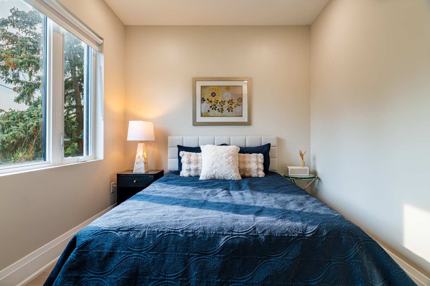 Unit 302 at Maison Bathurst — photo 16