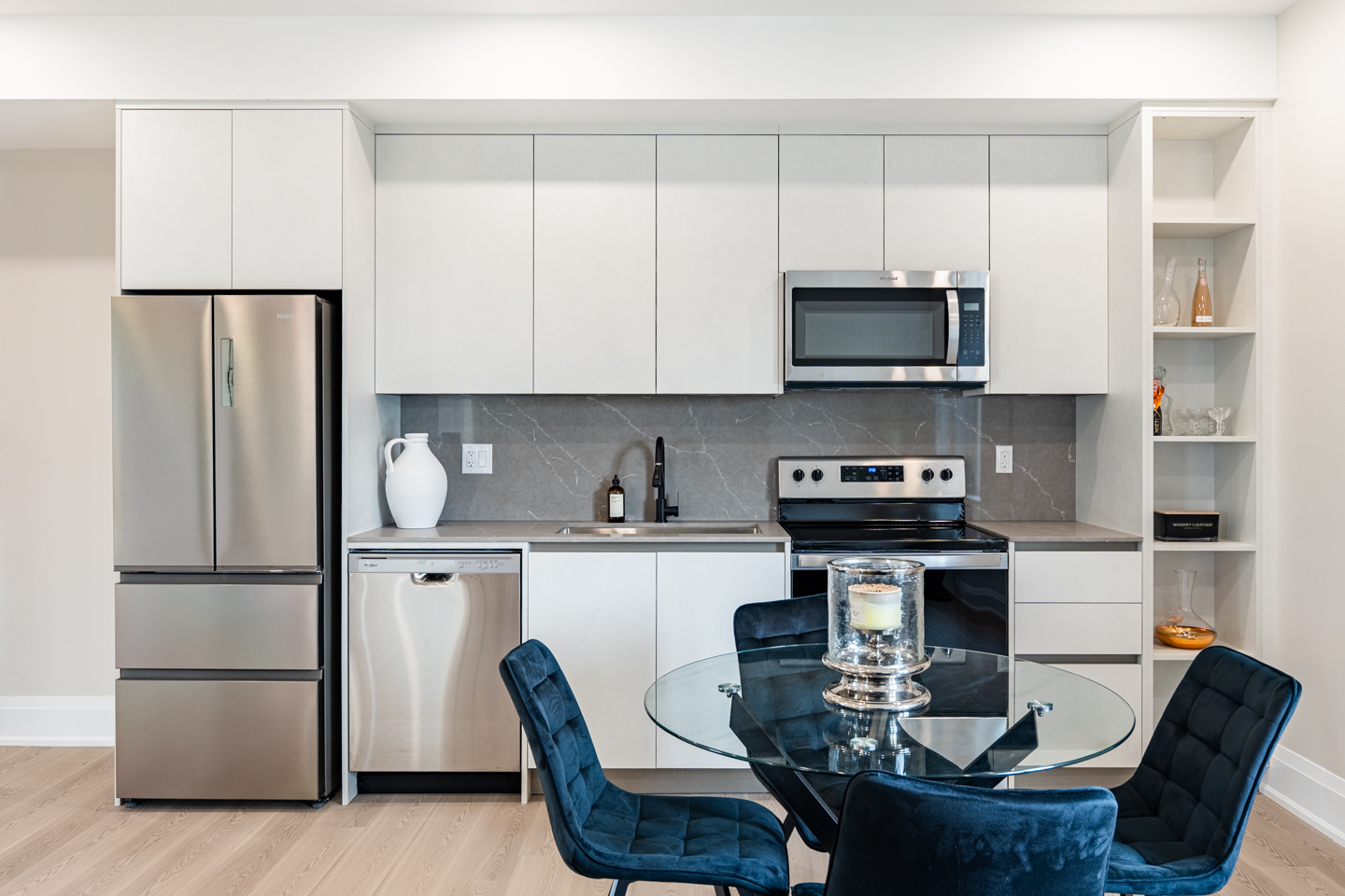 Unit 502 at Maison Bathurst — photo 3