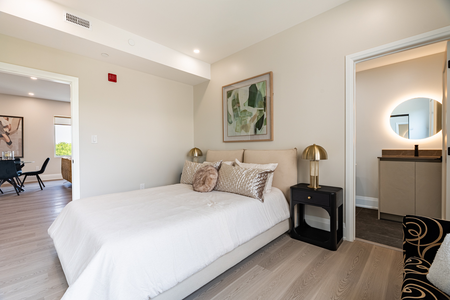 Unit 502 at Maison Bathurst — photo 5