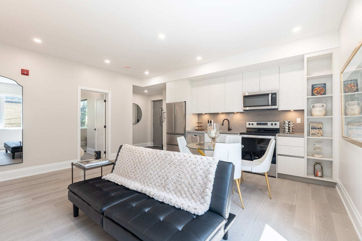 Unit 202 at Maison Bathurst — photo 6