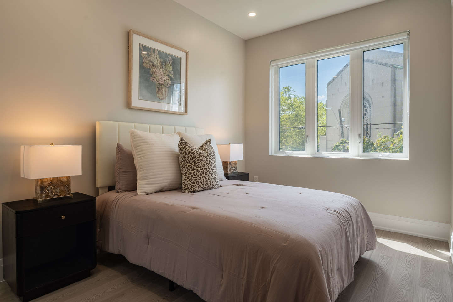Unit 202 at Maison Bathurst — photo 8