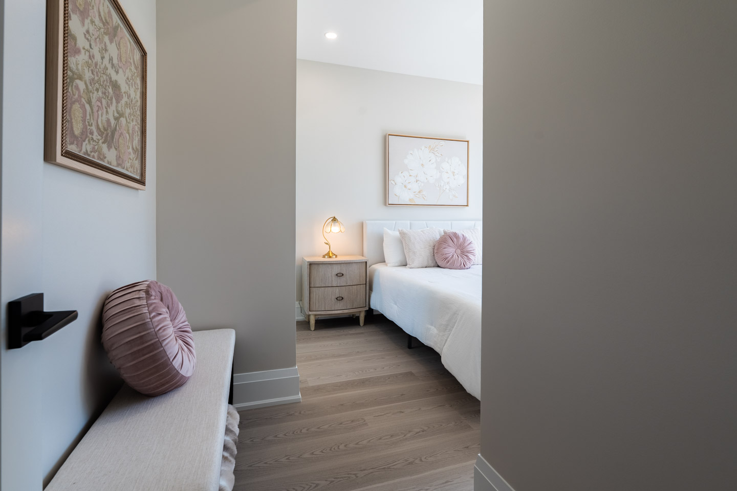 Unit 402 at Maison Bathurst — photo 6